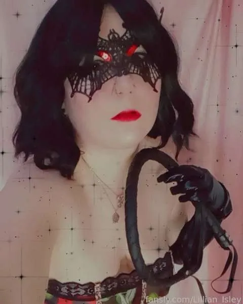 @Lillian_Isley