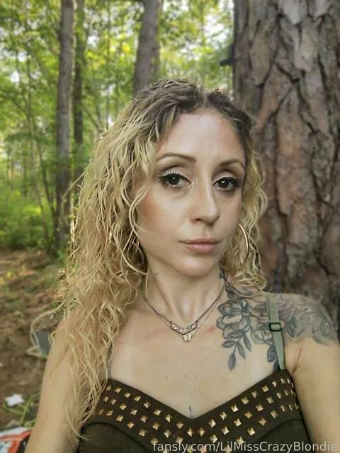 @LilMissCrazyBlondie