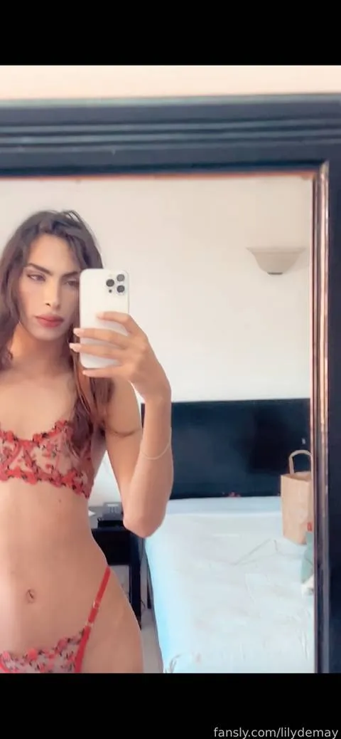 @lilydemay