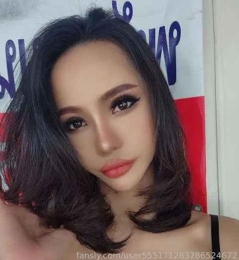 @LilyRoseQueen