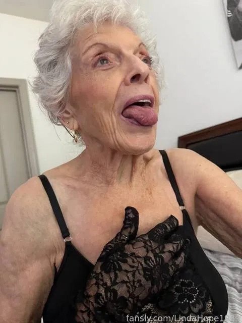 @LindaHope1939