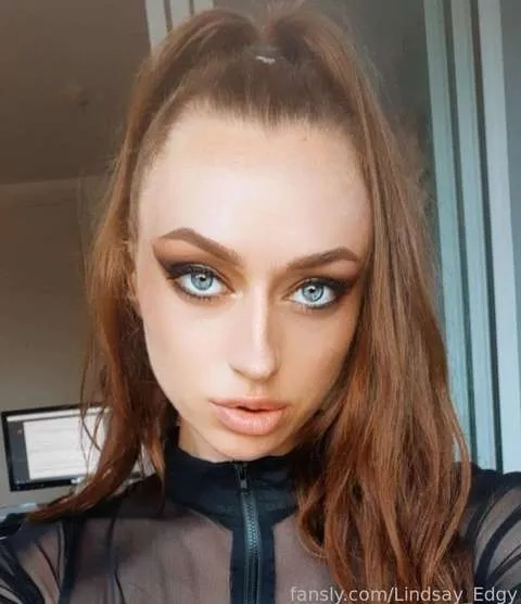 @Lindsay_Edgy