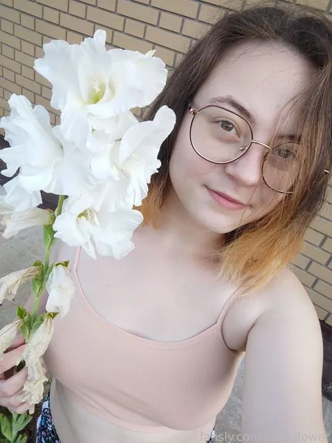 @Lisa_flower