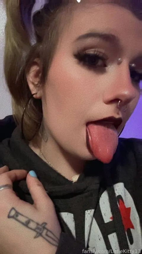 @LittleKitty13