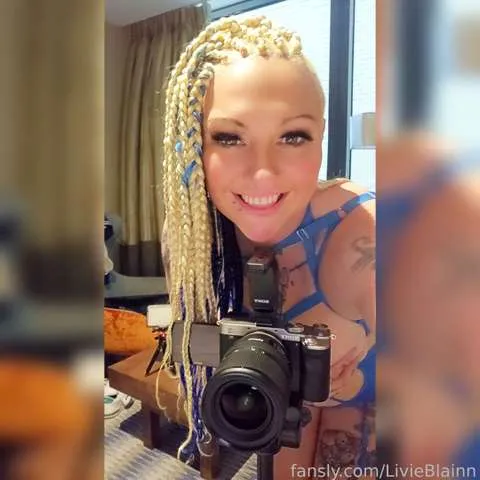 @LivieBlainn