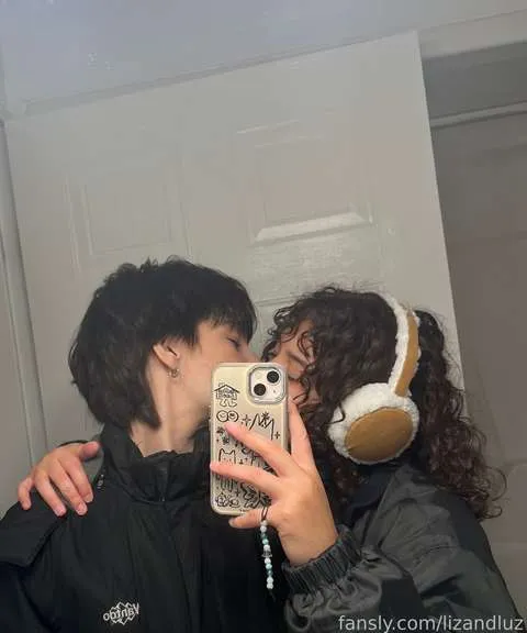 @lizandluz