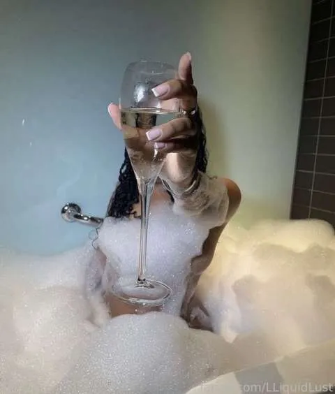 @LLiquidLust