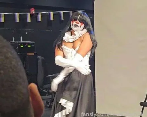 @LocalTrashGirl