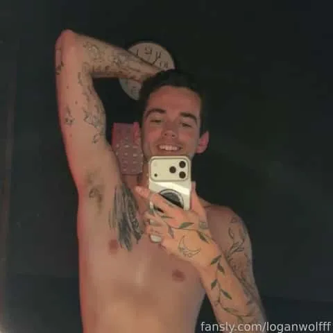 @loganwolfff