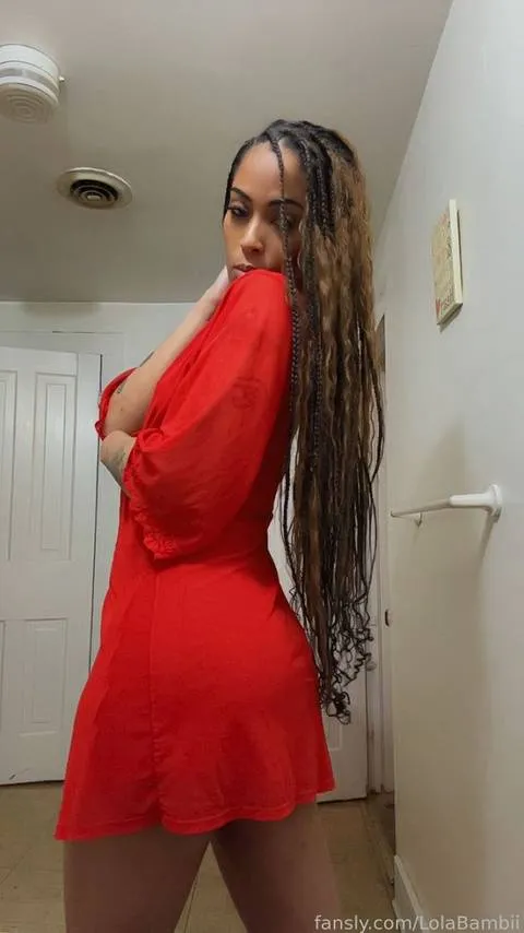 @LolaBambii