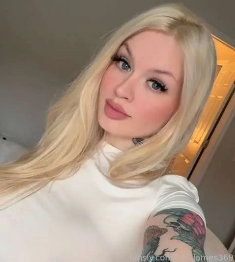 @LolaJames369