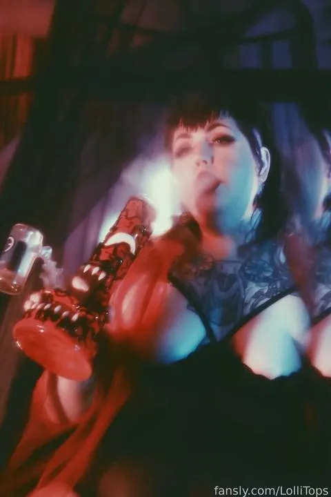 @LolliTops