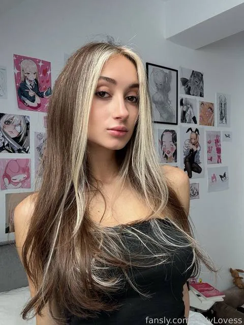 @LollyLovess