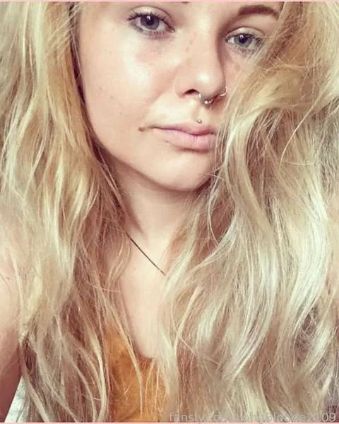 @LongBlonde2109