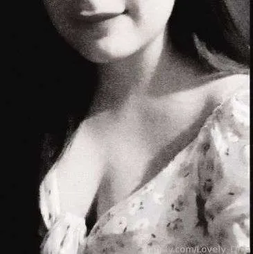 @Lovely_Dina