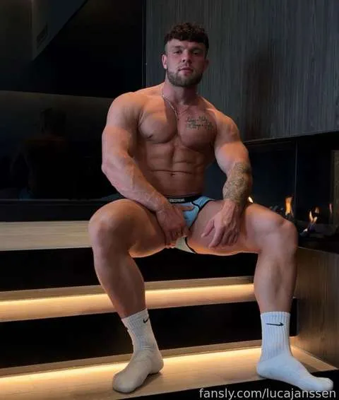 @lucajanssen