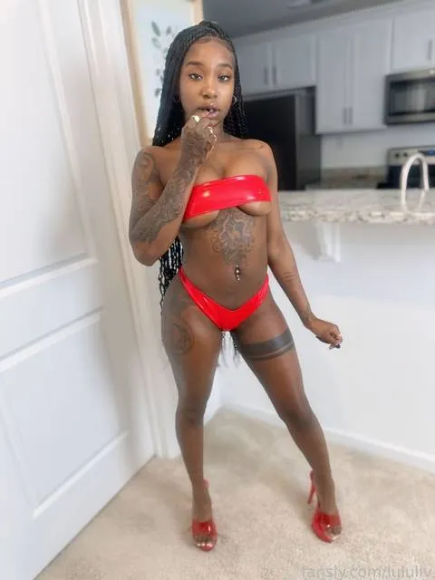 @lululiv