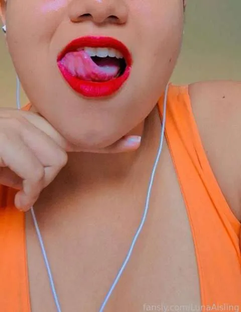 @LunaAisling
