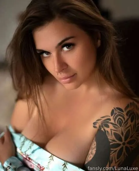 @LunaLuxe