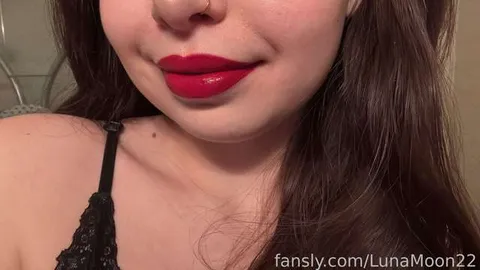 @LunaMoon22