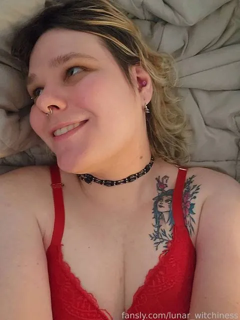 @lunar_witchiness