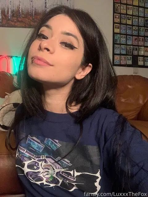 @LuxxxTheFox