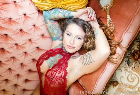 @lydiathetattooedlady