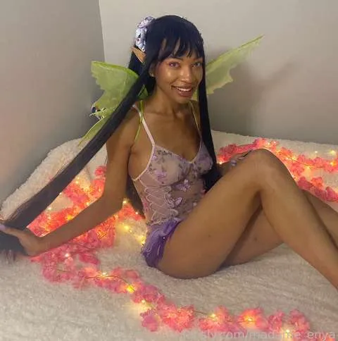@madame_enya