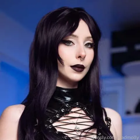 @madmolly