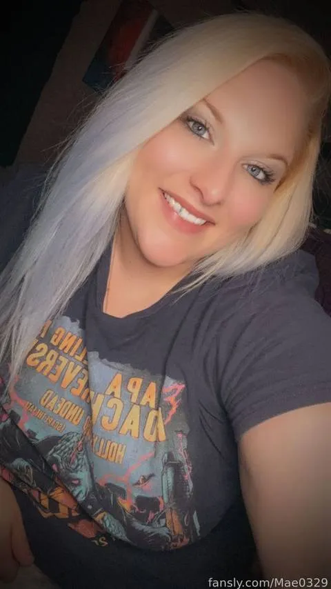 @Mae0329