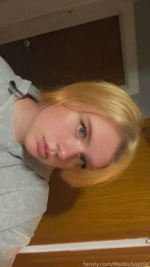 @MalibuSophie