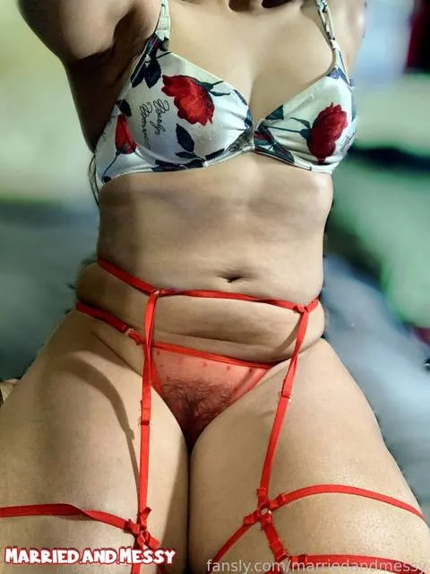 @marriedandmessy