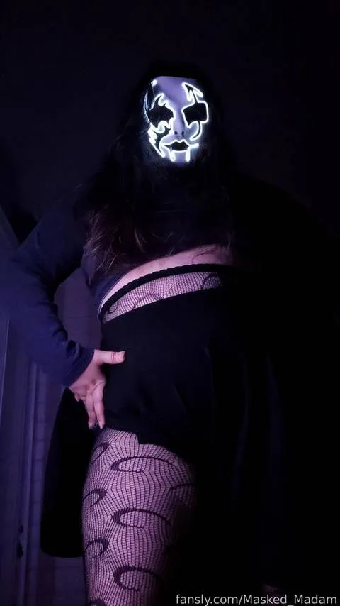 @Masked_Madam