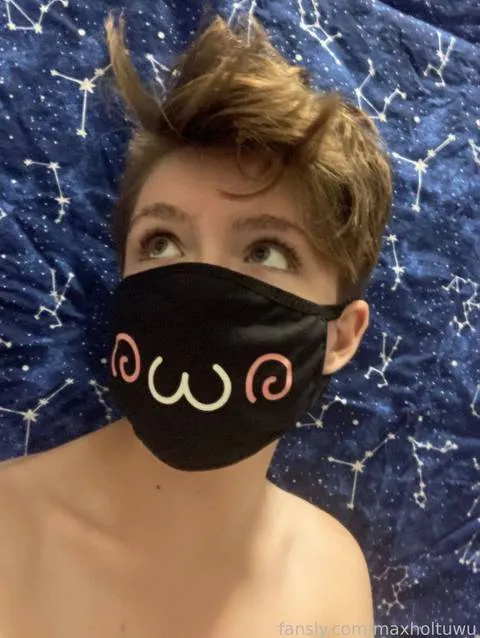 @maxholtuwu