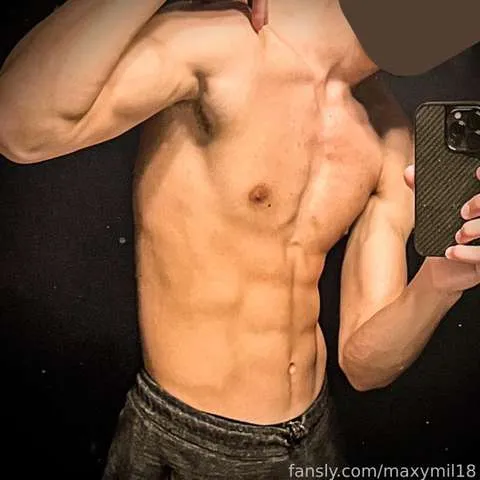 @maxymil18