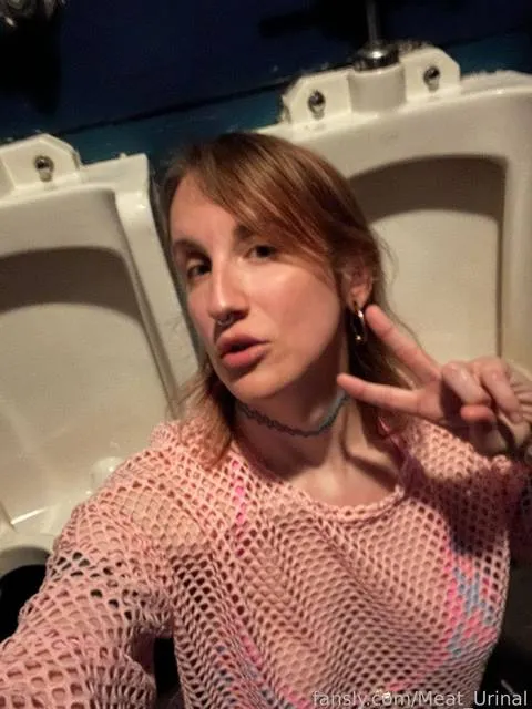 @Meat_Urinal