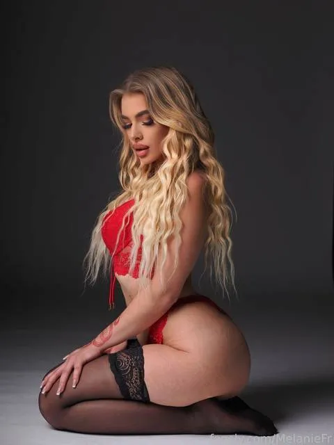 @MelanieFr
