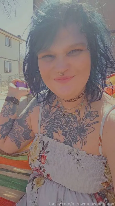 @meowmeowmegaroo