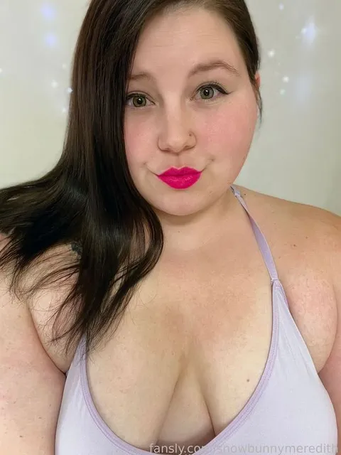 @meredithsnowofficial
