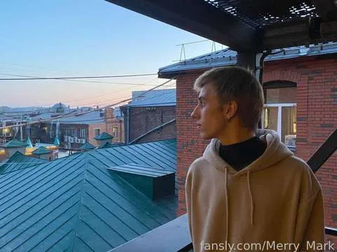 @Merry_Mark