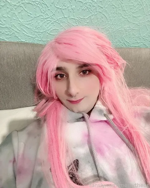 @merrytheur