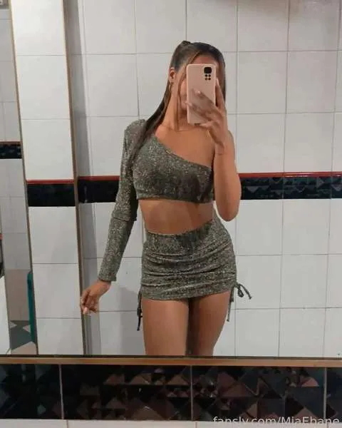 @MiaEbane
