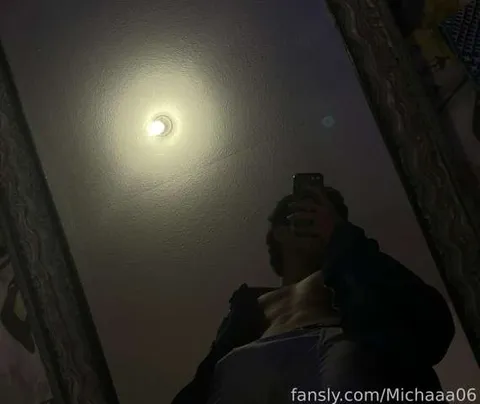 @Michaaa06