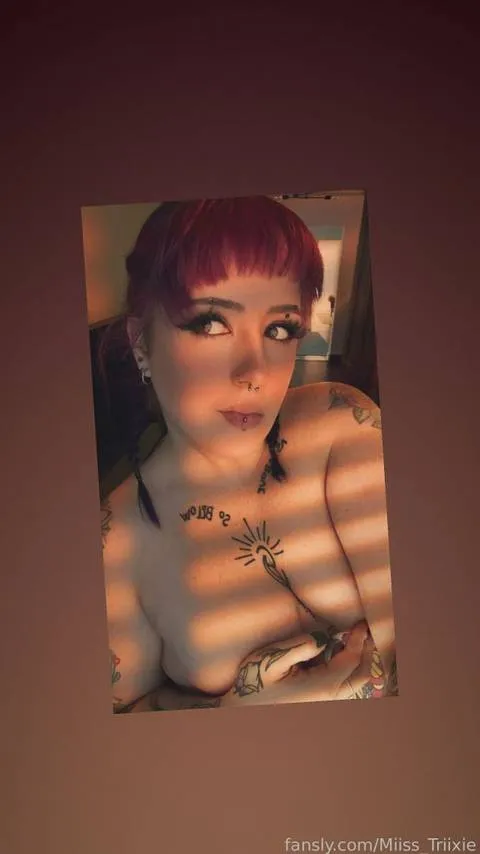 @Miiss_Triixie