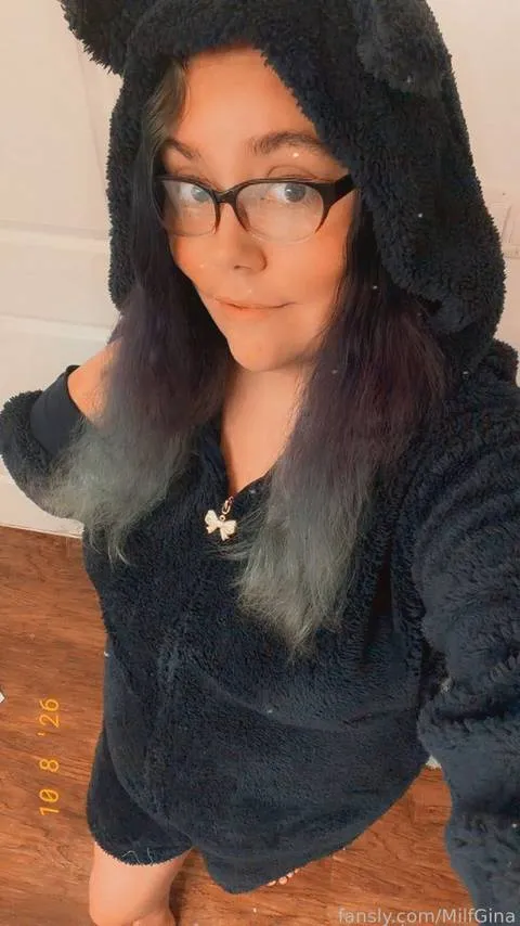 @MilfGina