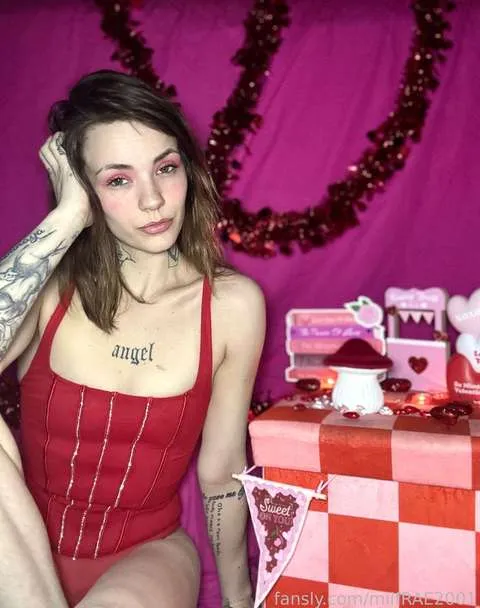 @milfRAE2001