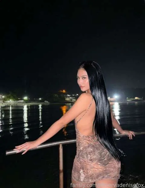 @Minervadenisefox