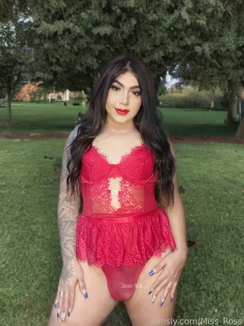 @Miss_Ross