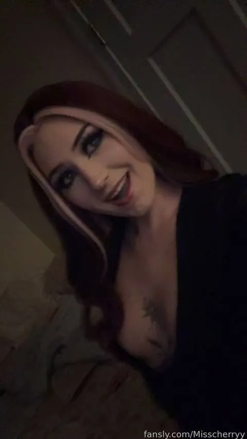 @Misscherryy