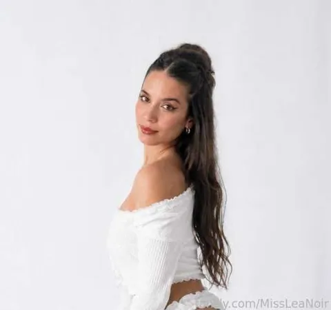 @MissLeaNoir